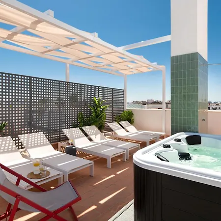 Magno Apartments San Gil - Shared Jacuzzi-3