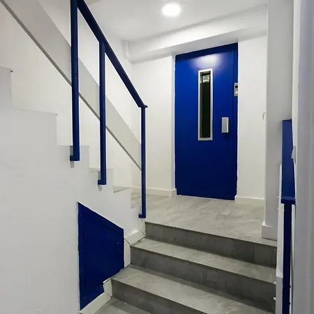 Lujoso Apartamento Con Piscina Compartida 1-2