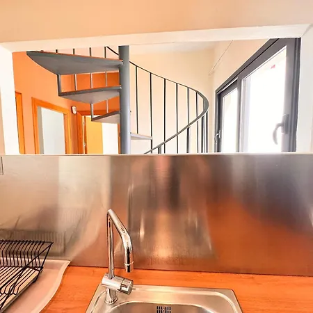 Penthouse Near Cathedral Private Rooftop Private Parking-2