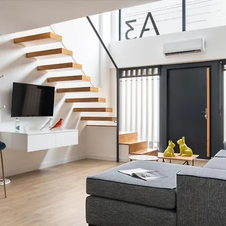 Magno Urban Suites Murillo Gardens-3