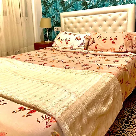 Violeta Apartment With Cozy Balcony Sevilla-3
