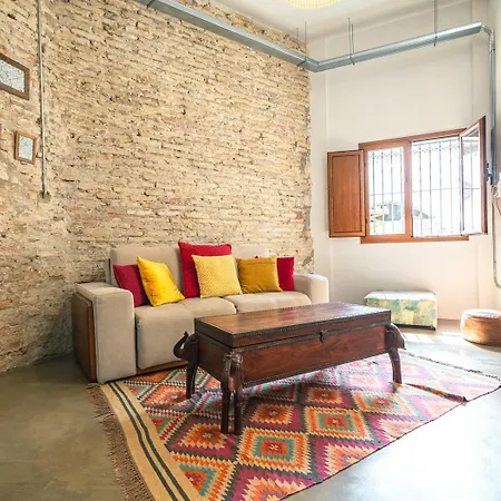 Loft-Style Ground Floor Flat-3