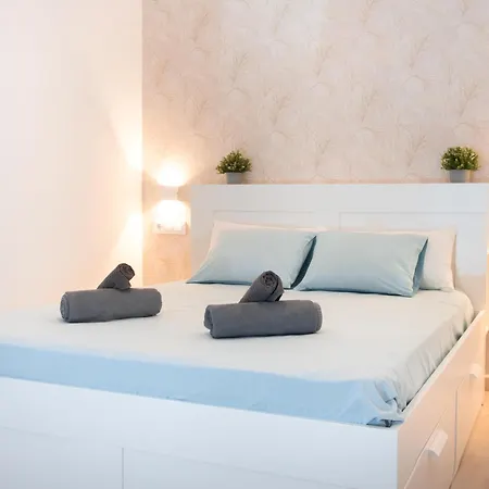 Isg Apartments Triana Jacuzzi 4-3