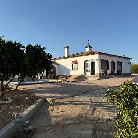 Casa con piscina privada-3
