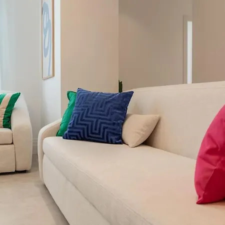 Isg Apartments O'Donnell 2-3-Free Parking-2
