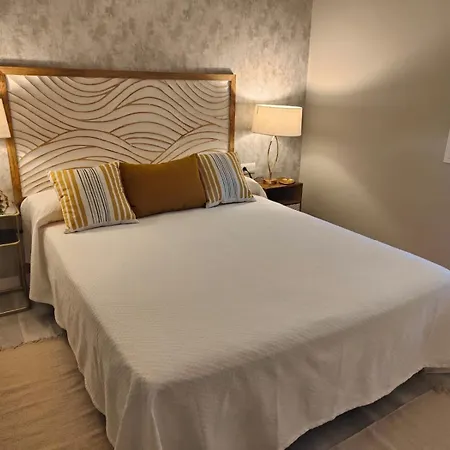 Apartamento Reformado Parking Gratis Santa Justa-3