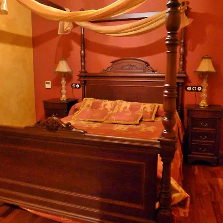 Plaza San Francisco luxury apt-3