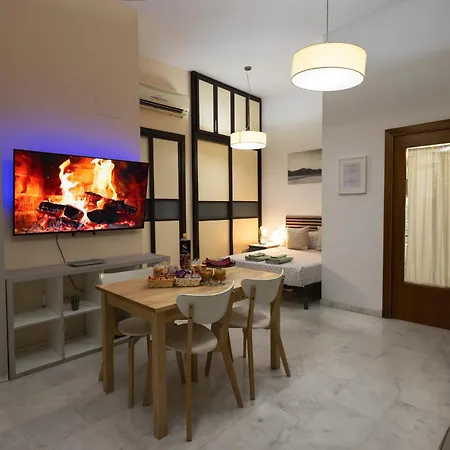 Apartamento acogedor en Triana-3