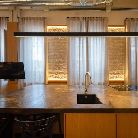 ÉCLAT - City Center - Avenue Luxury Apartment - PRIVATE FREE PARKING-3