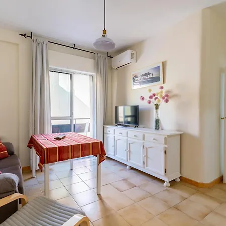 Apartamento Familiar María Auxiliadora-2
