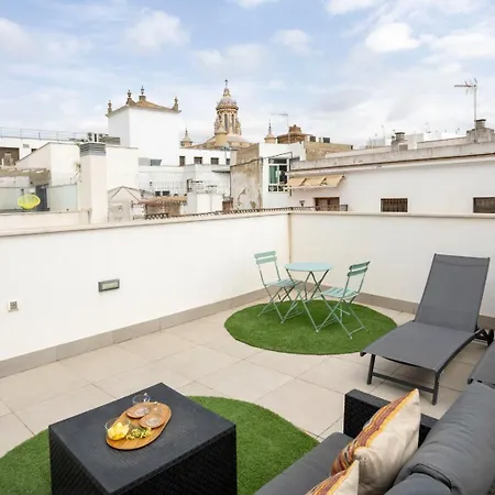 Private & Pool Goyeneta Sevilla Urban Apartment-2
