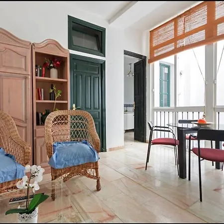 Pavia Central Suite By Valcambre-3