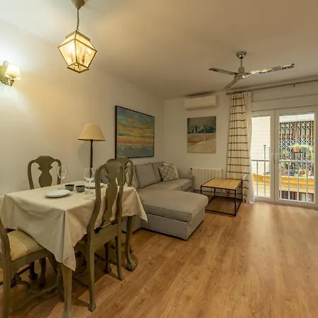 Wide With Beautiful Kitchen 2Bd 3Bth -Arenal-3