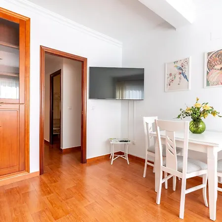 BN Luminoso apartamento para familias en excelente ubicación-2