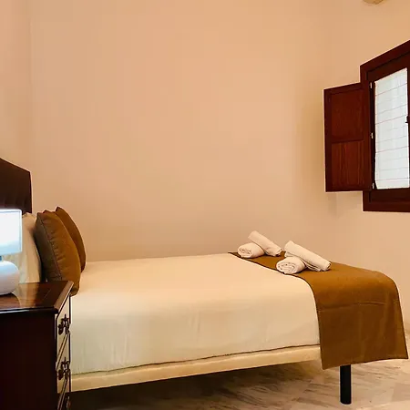 Apartamento Plaza Del Salvador Cuesta Del Rosario-3