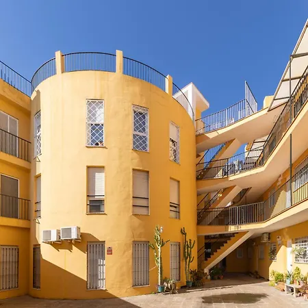 Charming 2 Bedrooms Apartment With Free Parking At Plaza Alameda By Ocityzen-3