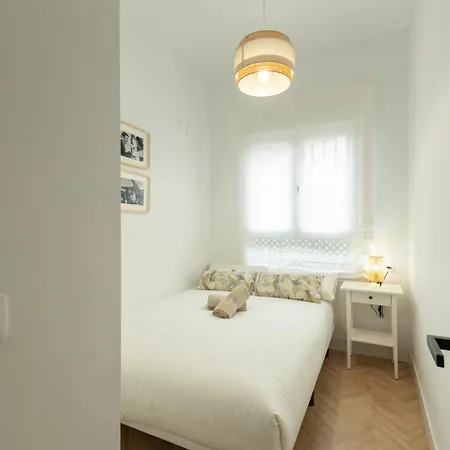 Charming 2 Bedrooms Apartment With Free Parking At Plaza Alameda By Ocityzen-2