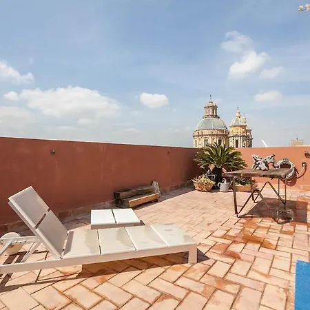 Penthouse In Restored C19Th Home-3