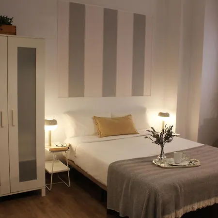 Apartamentos RG calle Santiago 46-3