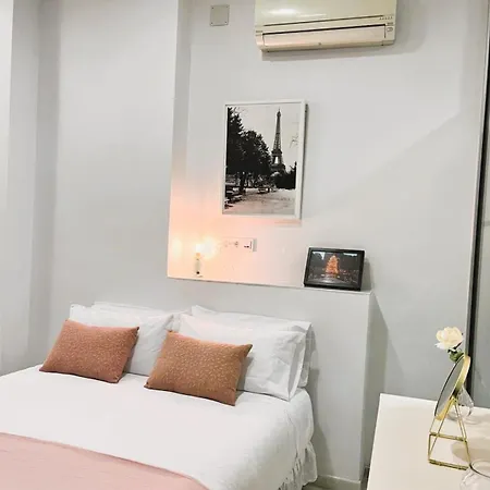 Lovely Loft Junto A La Giralda-3