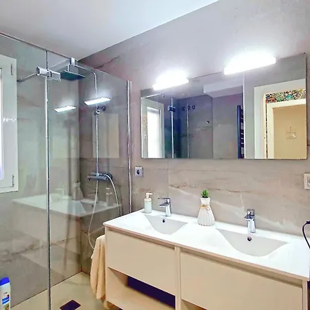 5 Apartamento de 2 habitaciones y metro-2