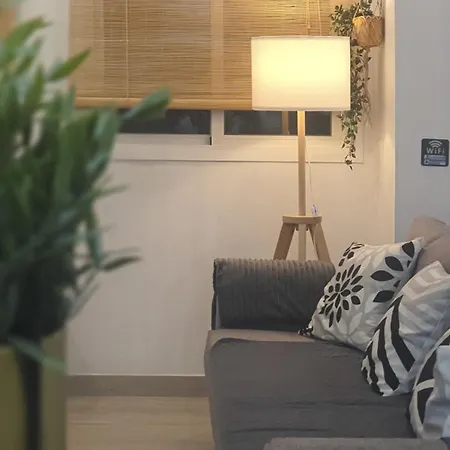 5 Apartamento de 2 habitaciones y metro-3