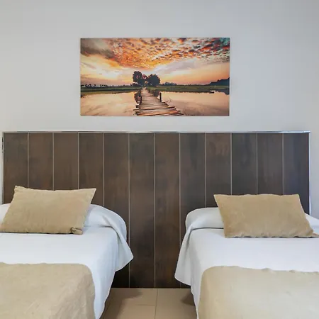 Apartamentos Puerta Del Sur-3