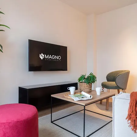 Magno Apartments Clavellinas-3