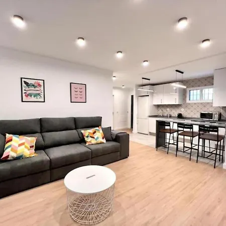 Macasta Suite-2