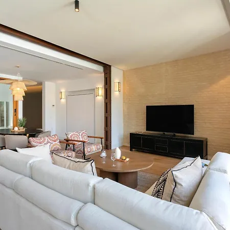 Genteel Home Tomas De Ibarra 15-3