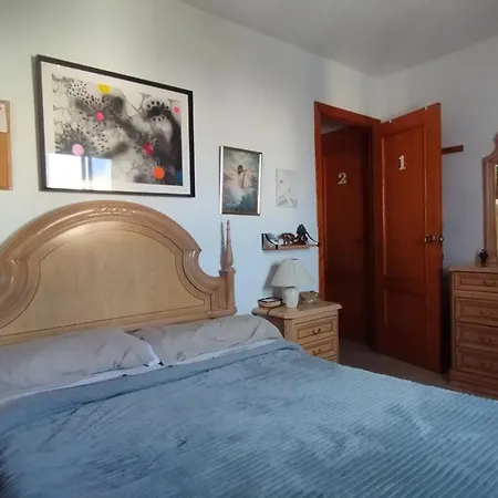 Habitaciones Privadas Con Cama Doble En Sevilla-2