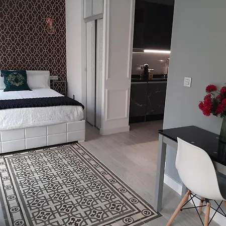 La Suite Del Conde Luxury Suites-3