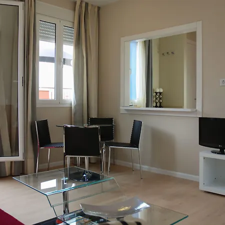 Apartamentos Metropolis-3