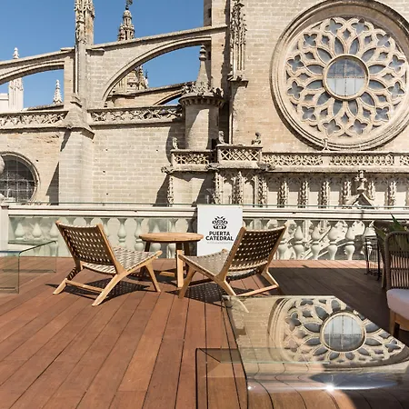 Puerta Catedral Suites-2