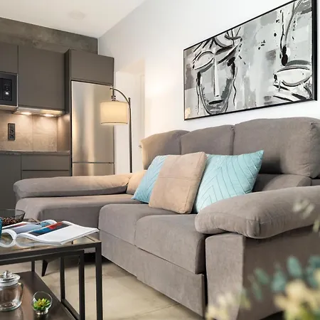 Magno Apartments Pureza Suite-3