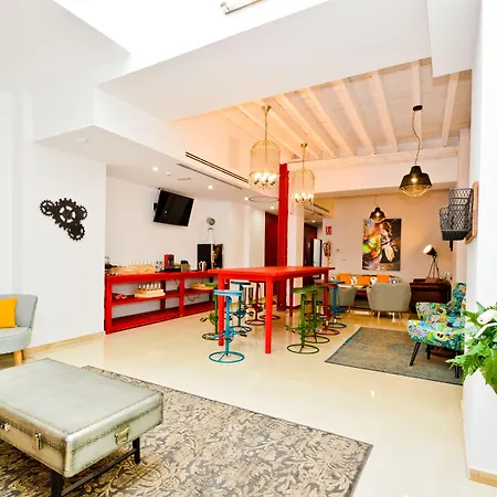 The Zentral Arenal Suites-2