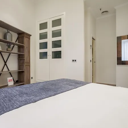 Welldone Cathedral Suites-2