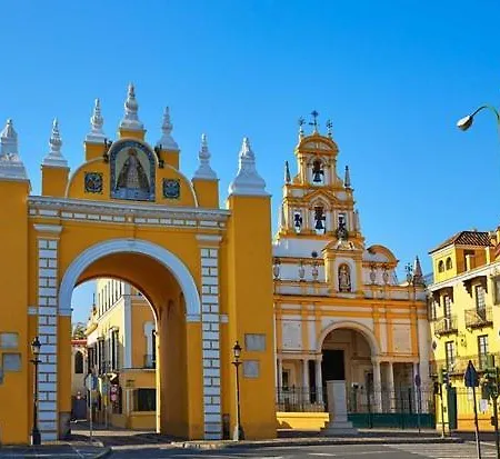 Budget And Lovely Rooms Macarena B-3