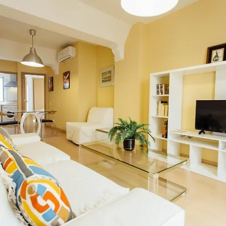 Luminous And Spacious Apartment B Centro-2