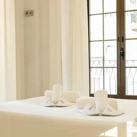Wide Apartment - 5 Balconies - Metropol Parasol-2