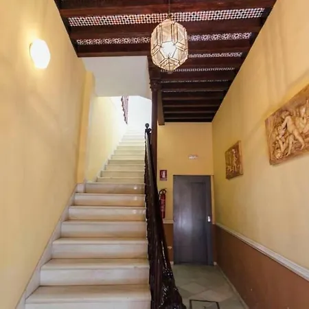 Wide Apartment - 5 Balconies - Metropol Parasol-3