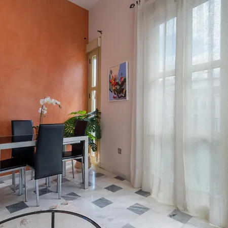 Beautiful Apartment With Balcony - Center-1Bd1Bth-2
