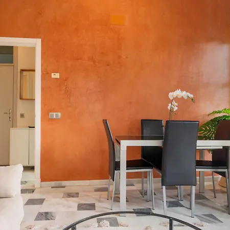 Beautiful Apartment With Balcony - Center-1Bd1Bth-3