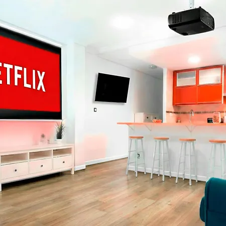 Triana Riverside&Home Cinema-2