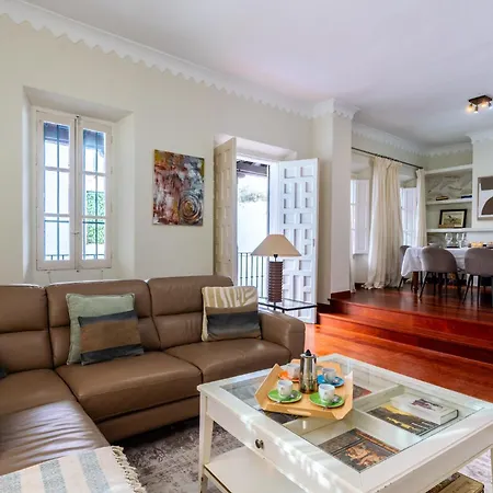 Luxe Guest House Santa Marta-3