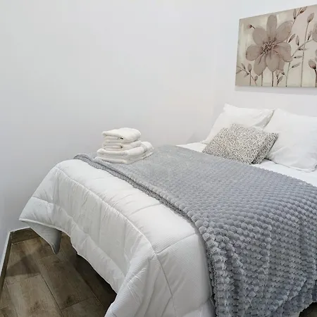 Apartamento Cruz Roja C-2