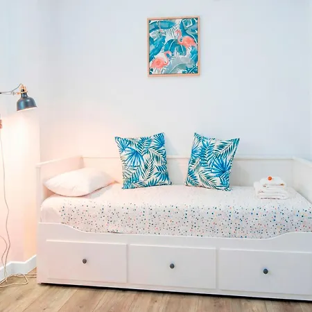 Triana Riverside&Home Cinema-3