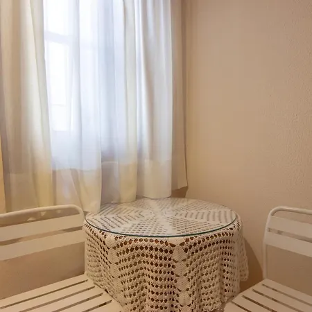 RentalSevilla Apartamento Luminoso en el Barrio Santa Cruz-2