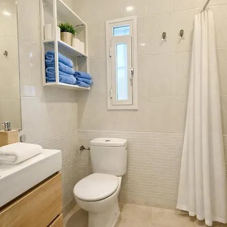 Apartamento Turístico Ciudad Jardín - Nervión.-3
