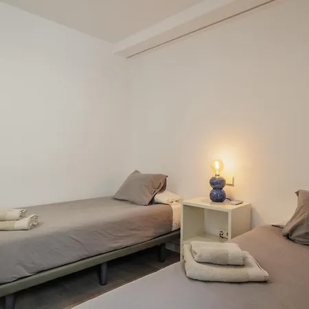 Cozy Center Apartment-2